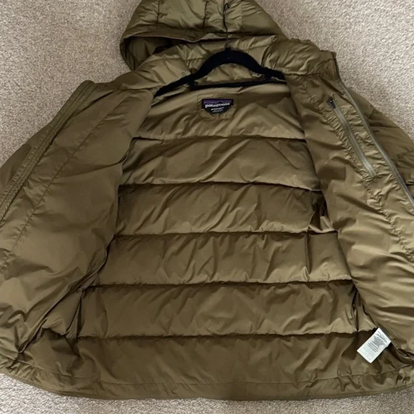 Patagonia Men's Silent Down Puffer Jacket Size Men's M Color Basin Green - Picture 6 of 8